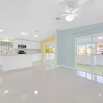 Image 7 - 12 Upper Matecumbe Road, Key Largo, FL 33037, USA - Apartment for rent