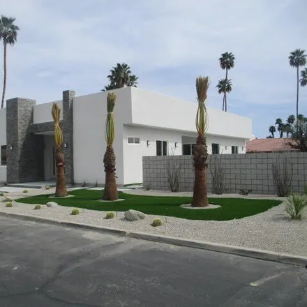 Image 1 - 48764 Eisenhower Drive, La Quinta, CA 92253, USA - House for sale
