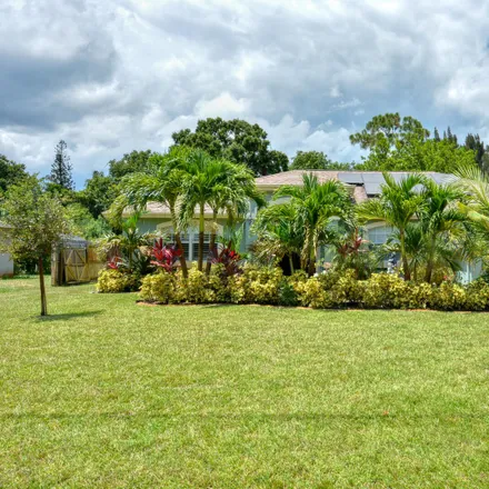 Image 2 - 295 Southeast Verada Avenue, Port Saint Lucie, FL 34983, USA - House for sale