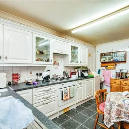 Image 4 - West Hill Crescent, Kidwelly, SA17 4US, United Kingdom - Duplex for sale