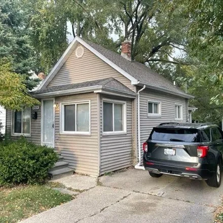 Image 1 - 23074 Shakespeare Avenue, Eastpointe, MI 48021, USA - House for rent