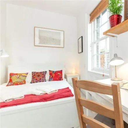 Image 3 - Folly Bridge House, 4 Jubilee Terrace, Grandpont, Oxford, OX1 4LB, United Kingdom - Room for rent