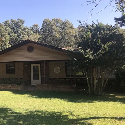 Rent this 4 bed house on Heber Springs in AR, 72543