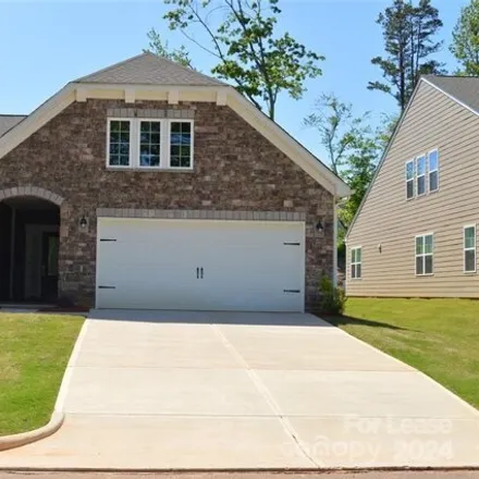 Rent this 3 bed house on White Apple Way in Nelly Green Estates, Statesville