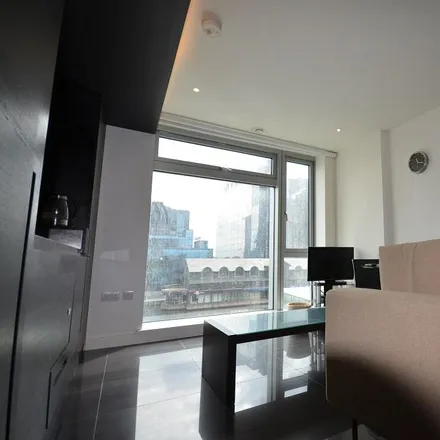 Image 2 - 3 Pan Peninsula Square, Canary Wharf, London, E14 9HQ, United Kingdom - Apartment for rent