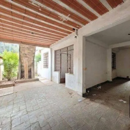 Buy this 5 bed house on Rua Orestes Fabiano Alves in São Pedro, Juiz de Fora - MG