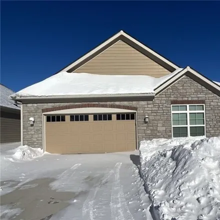 Buy this 3 bed condo on Northwest 39th Street in Ankeny, IA 50023