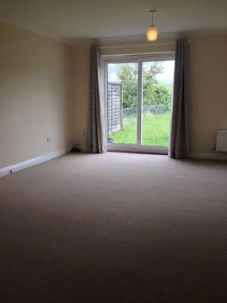 Image 4 - 6 Douglas Way, Cambourne, CB23 5AS, United Kingdom - House for rent