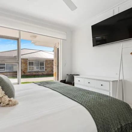 Rent this 2 bed apartment on JJ's Hair Design in Partridge Street, Glenelg South SA 5045