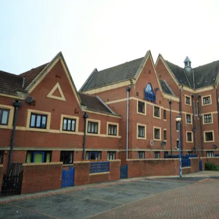 Image 1 - Westpoint Road, Thornaby-on-Tees, TS17 6QW, United Kingdom - Apartment for rent