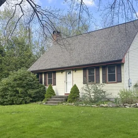 Buy this 3 bed house on 1028 Hopewell Road in South Glastonbury, Glastonbury