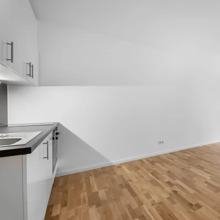 Rent this studio apartment on Löwenberger Straße 1 in 10315 Berlin, Germany