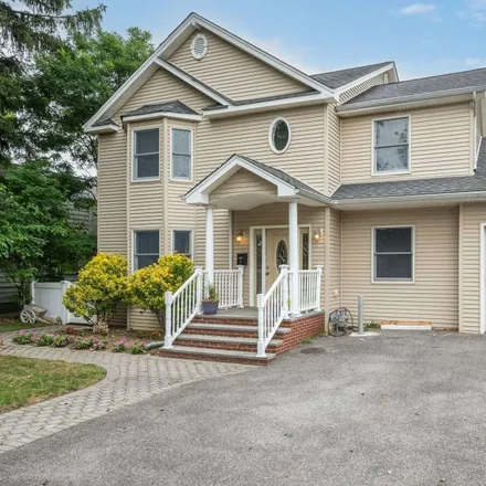 Buy this 5 bed house on 95 Lawrence Street in North New Hyde Park, NY 11040