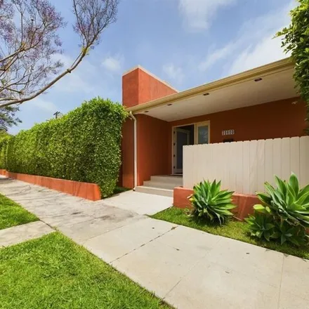 Buy this 4 bed house on 10650 Putney Rd in Los Angeles, California