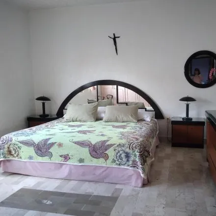 Rent this 3 bed apartment on Calle Paseo de los Granados in Bugambilias, 62398
