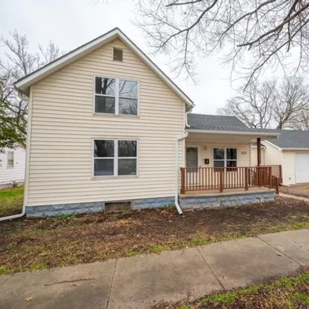 Buy this 4 bed house on 688 Main Street in Osage City, KS 66523