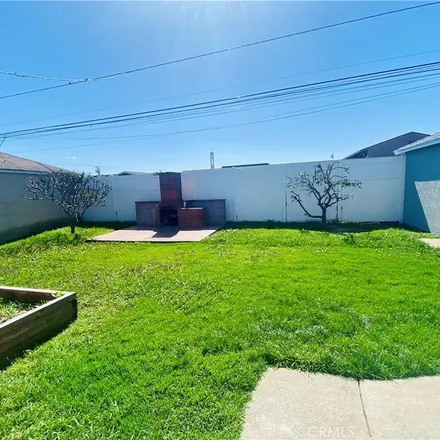 Rent this 3 bed apartment on 4701 Fidler Avenue in Long Beach, CA 90808