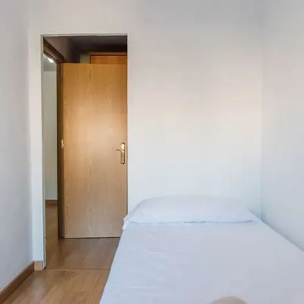 Rent this 4 bed apartment on Carrer de Sant Rafael in 1, 46011 Valencia