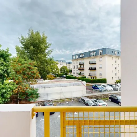 Image 2 - 173 Cours du Médoc, 33300 Bordeaux, France - Apartment for rent