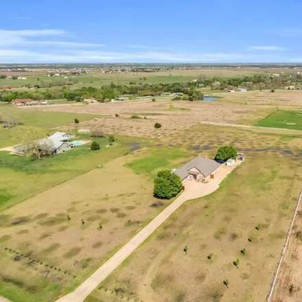 Buy this 4 bed house on 792 Broadhead Road in Waxahachie, TX 75165