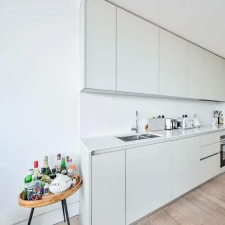 Image 3 - Duo, Colville Street, London, N1 5FH, United Kingdom - Apartment for sale