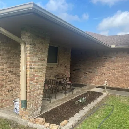 Image 2 - 14014 County Road 282 Rd, Alvin, Texas, 77511 - House for sale