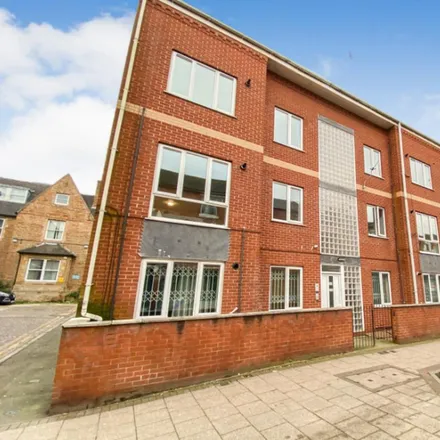 Rent this 3 bed apartment on Discount Express in 296 Radford Road, Nottingham