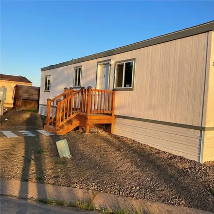 Buy this studio apartment on Golden Ridge Drive in Goldendale, WA 98620