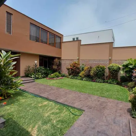 Image 4 - Calle Los Cedros, La Molina, Lima Metropolitan Area 10051, Peru - House for sale