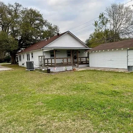 Image 8 - 261 South 7th Street, Silsbee, TX 77656, USA - House for sale
