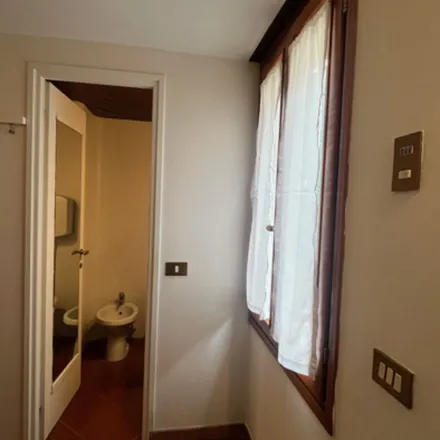 Image 5 - Ospizio Scrovegni, Campo Santa Margherita, 30123 Venice VE, Italy - Apartment for rent