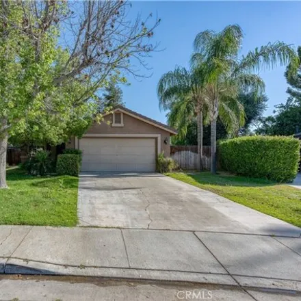 Buy this 3 bed house on 9506 Ravenrock Dr in Bakersfield, California