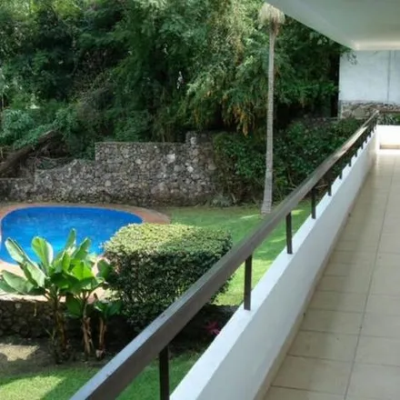 Rent this 4 bed house on 1a Privada de la Luz in Satélite, 62450 Cuernavaca