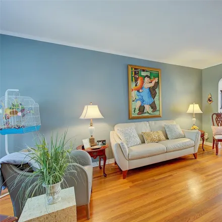 Image 7 - 169-04 32nd Avenue, New York, NY 11358, USA - Townhouse for sale
