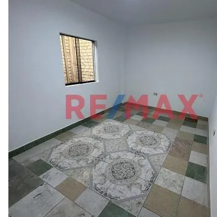 Rent this studio apartment on Antonio Cardenas in San Juan de Miraflores, Lima Metropolitan Area 15029