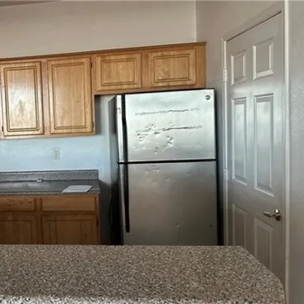 Image 6 - 8408 Glade Minnow Avenue, Spring Valley, NV 89113, USA - Condo for rent