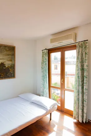 Rent this 1 bed apartment on Via dei Guicciardini 110 R in 50125 Florence FI, Italy