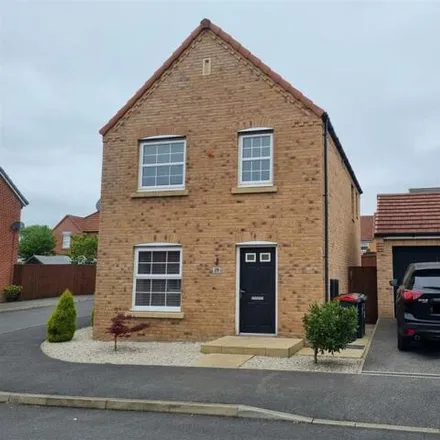 Buy this 3 bed house on Parkland View in Huthwaite, NG17 2TQ