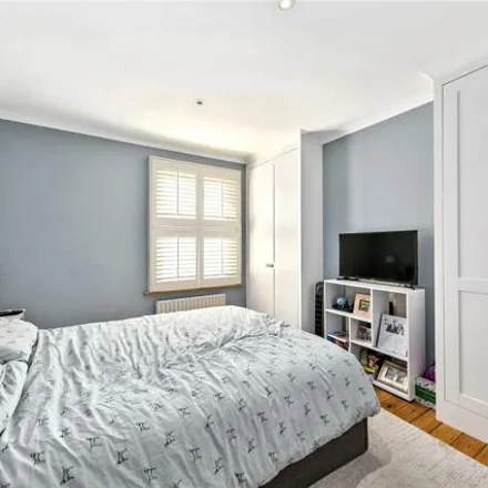 Image 4 - 17 Rosedale Road, London, TW9 2SX, United Kingdom - House for sale