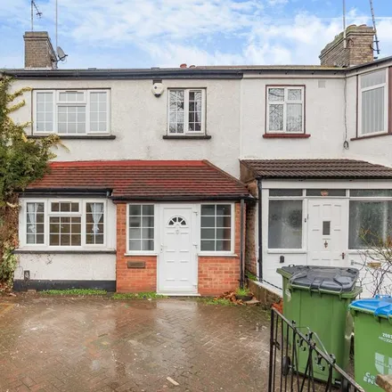 Rent this 4 bed townhouse on Tunnel Avenue in London, SE10 0SD
