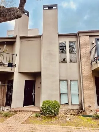 Rent this 2 bed condo on 10801 Richmond Avenue in Houston, TX 77042