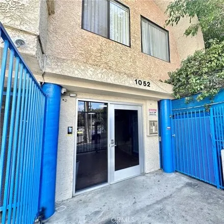 Image 2 - West 11th Street, Los Angeles, CA 90006, USA - Apartment for rent