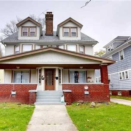 Buy this 8 bed house on 3143 East Derbyshire Road in Cleveland Heights, OH 44118