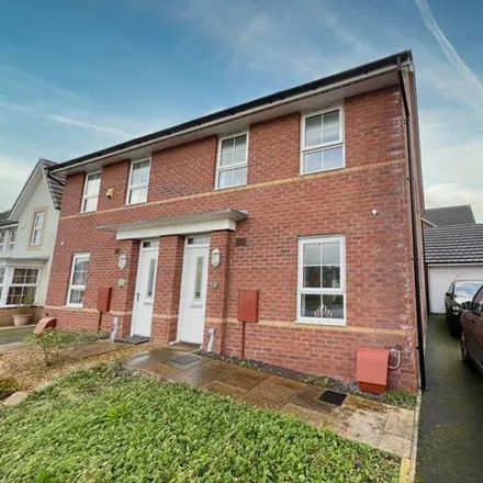 Buy this 3 bed duplex on Orchard Walk in St Athan, CF62 4NW