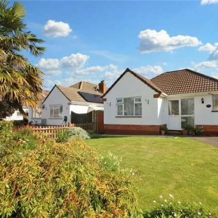Buy this 2 bed house on Meadow Close in Poulner, BH24 1RX