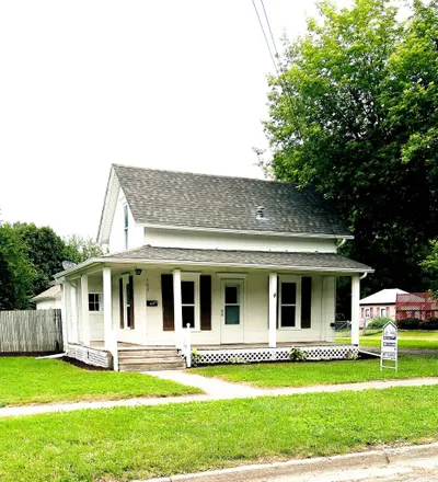 Image 1 - 703 Queen Street, Owosso, MI 48867, USA - House for sale