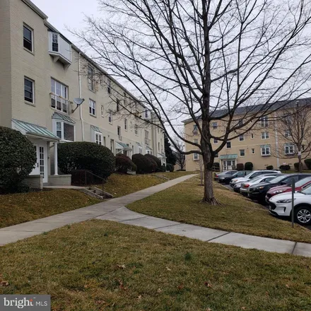 Rent this 1 bed condo on 2912 Willston Place in Seven Corners, VA 22044