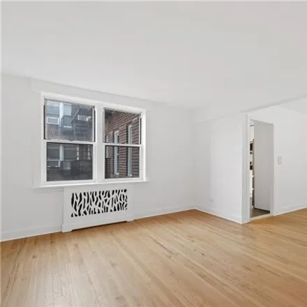 Image 6 - unnamed road, New York, NY 10471, USA - Apartment for sale
