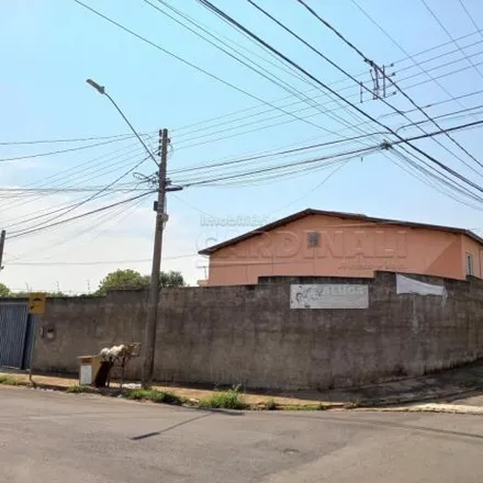 Rent this 2 bed apartment on Rua Porto Rico in Vila São José, São Carlos - SP