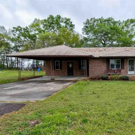 Buy this 3 bed house on 712 Craig Circle in Century Acres, Marlboro County